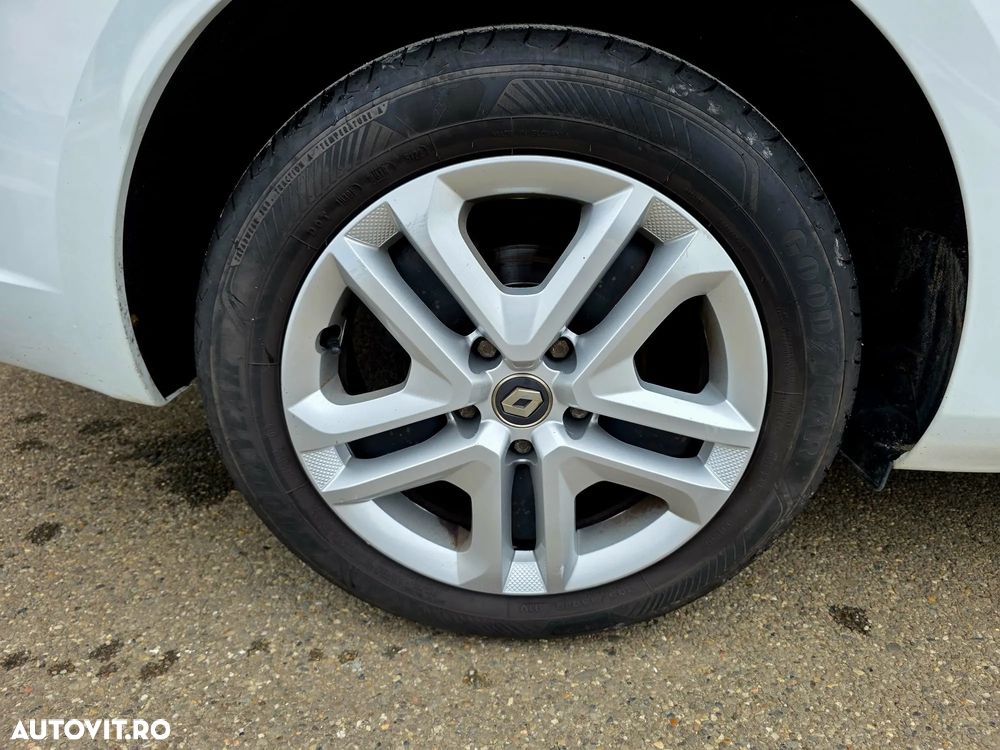 Renault Megane TCe Life - 20