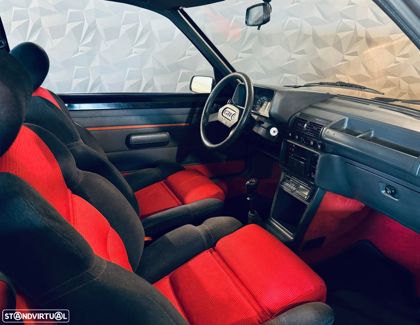 Peugeot 205 1.6 GTi - 18