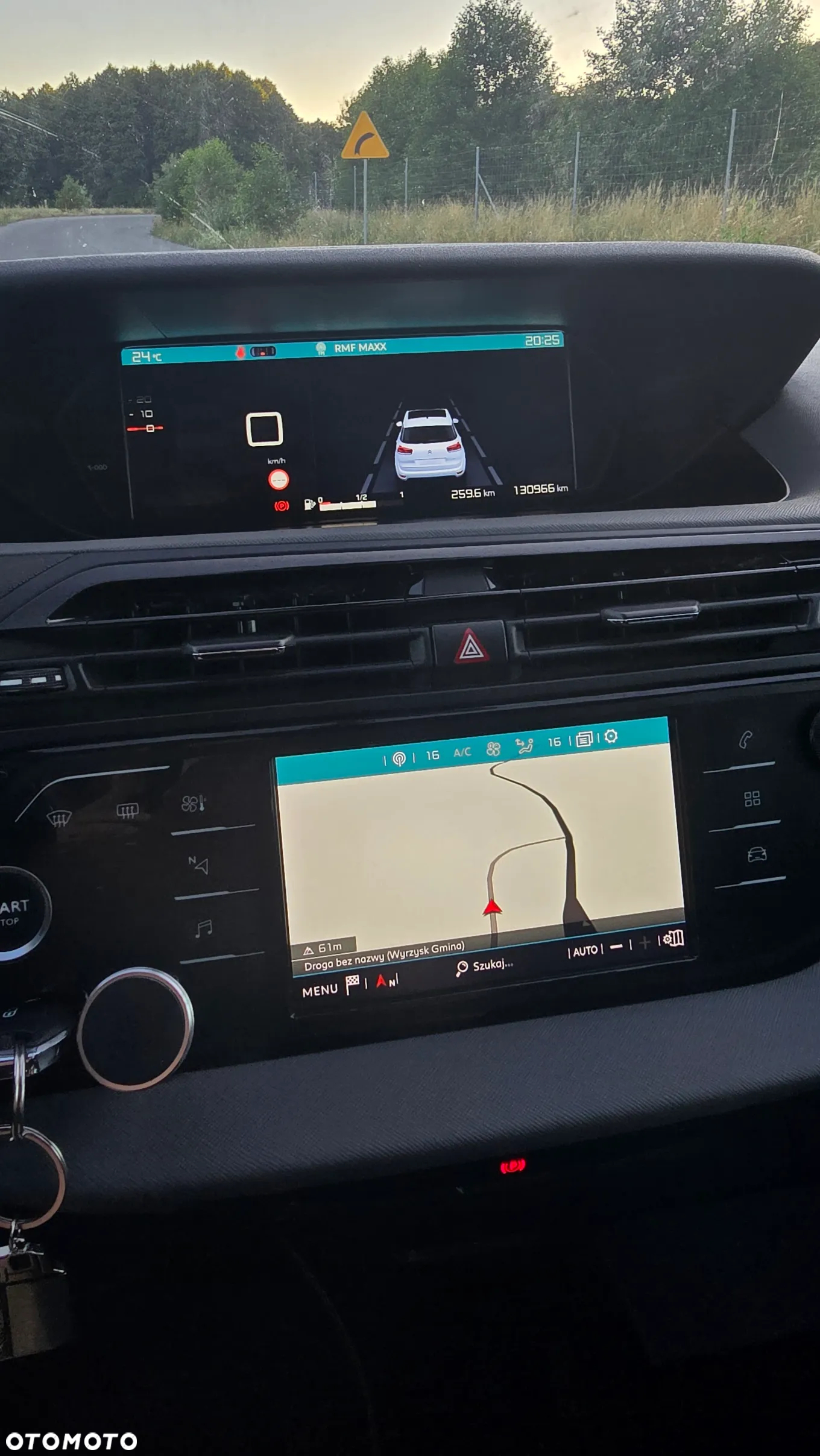 Citroën C4 Picasso 1.6 BlueHDi MoreLife S&S - 29