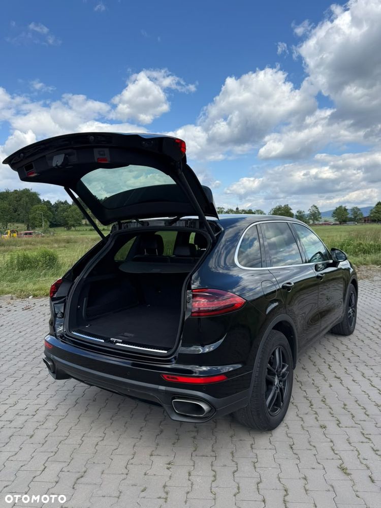 Porsche Cayenne Standard - 13