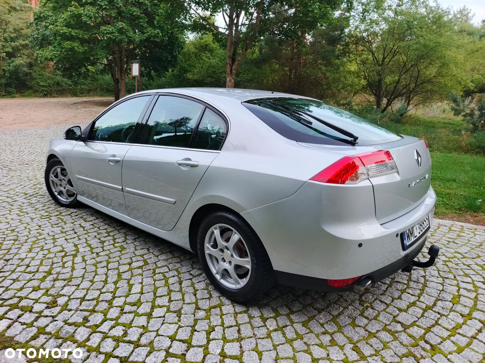 Renault Laguna dCi 150 FAP GT - 32
