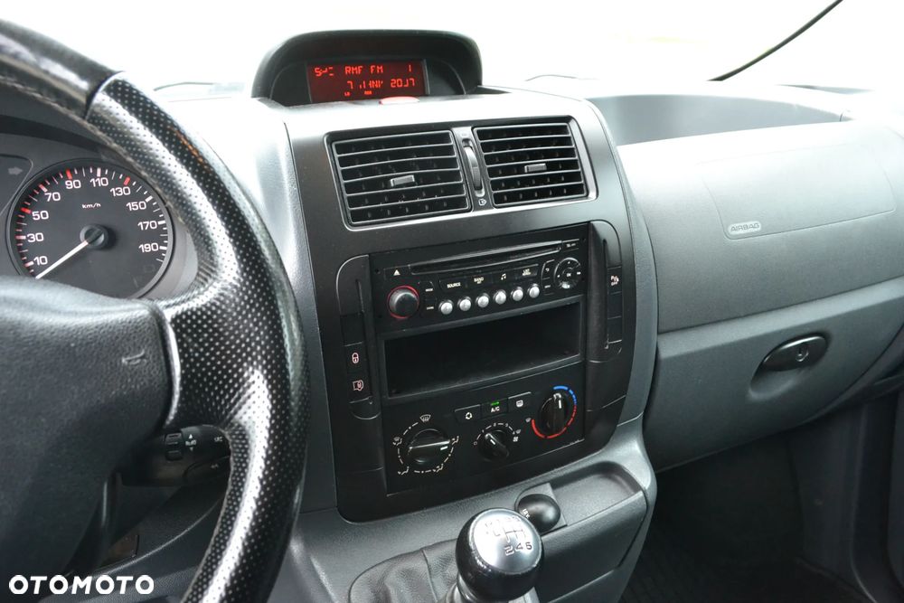 Peugeot Expert - 16