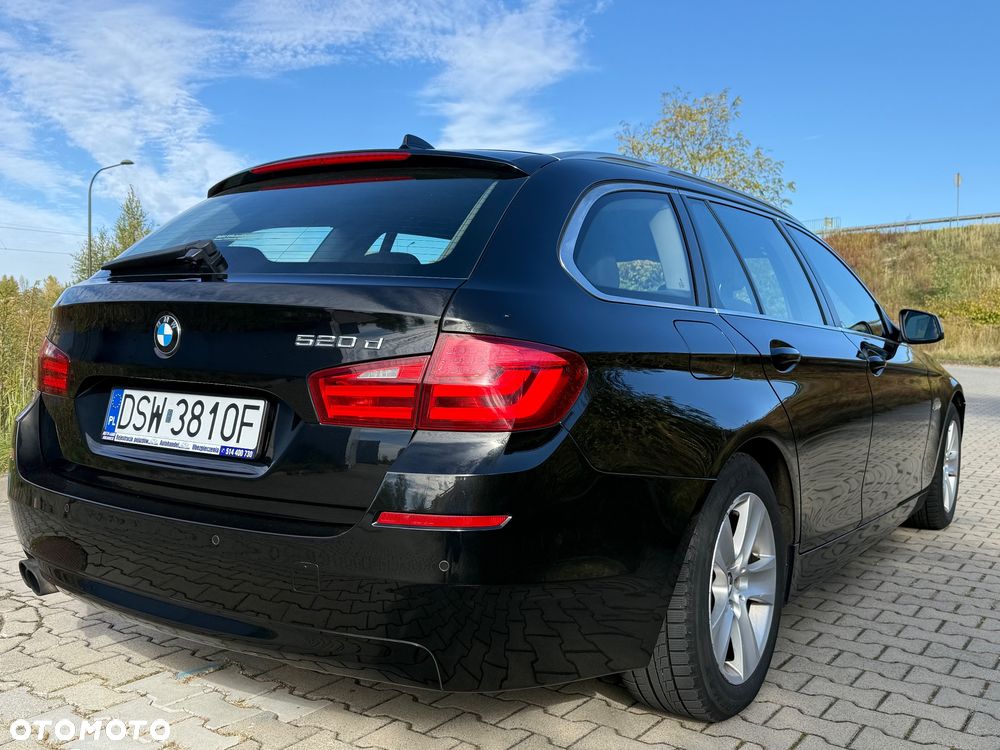 BMW Seria 5 2011 photo 5