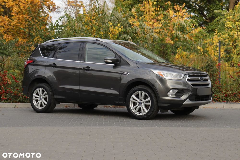 Ford Kuga - 8