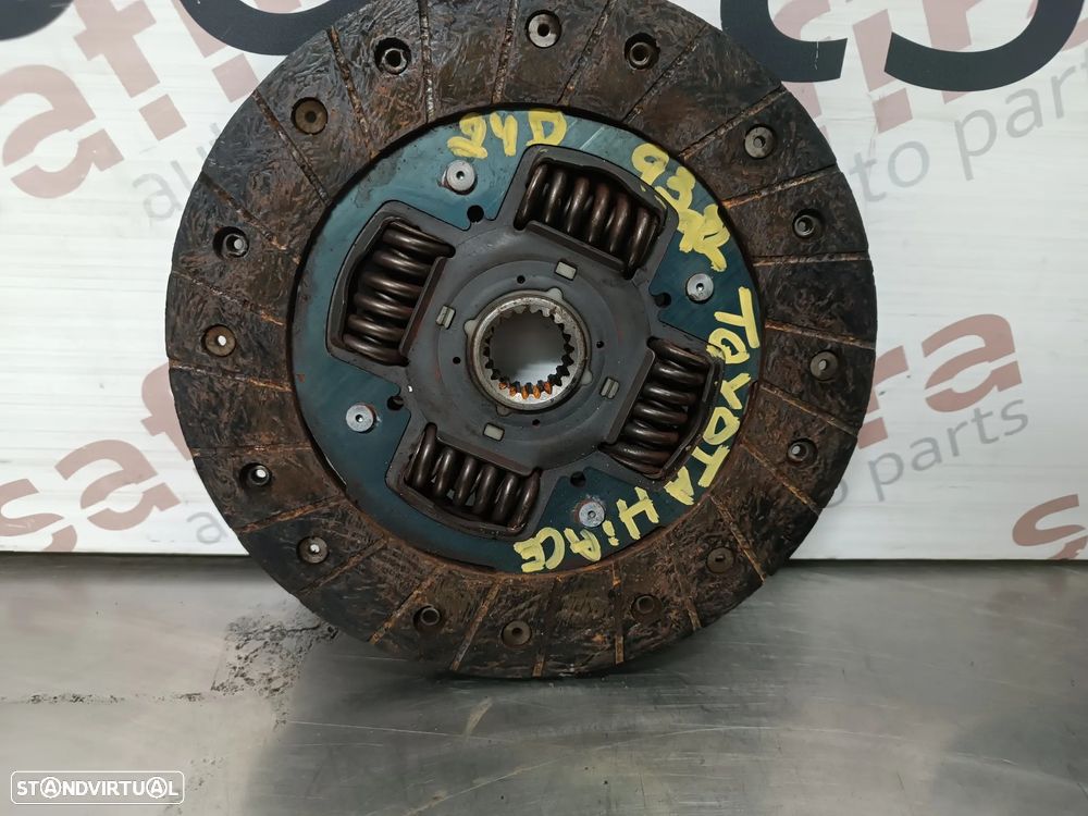 EMBRAIAGEM (DISCO + PRENSA) TOYOTA HIACE / HILUX 2.4D 92-98 (SEMI-NOVO) - 6