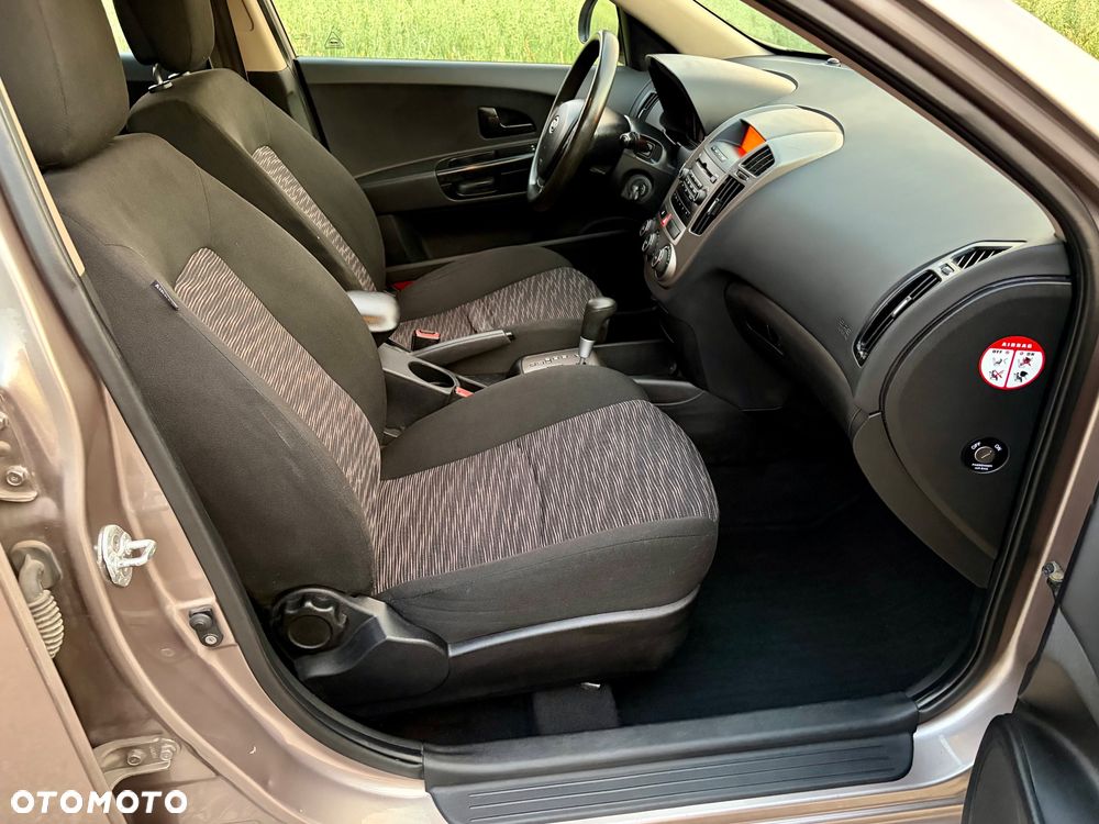 Kia Ceed 1.6 Crdi L - 23