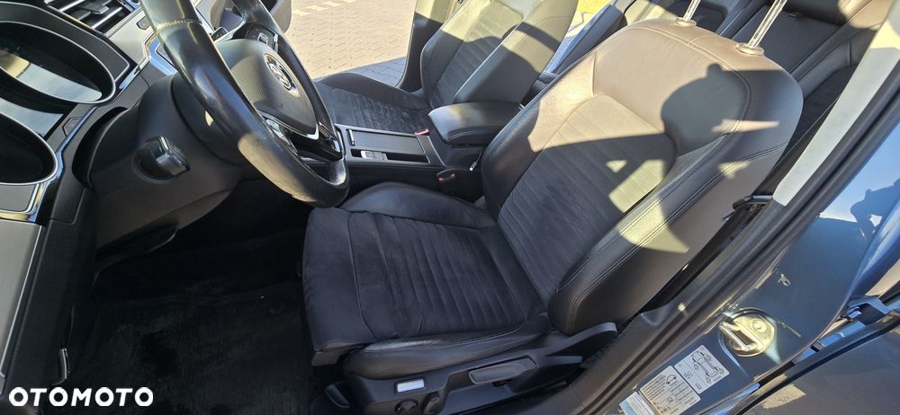 Volkswagen Passat Variant - 8