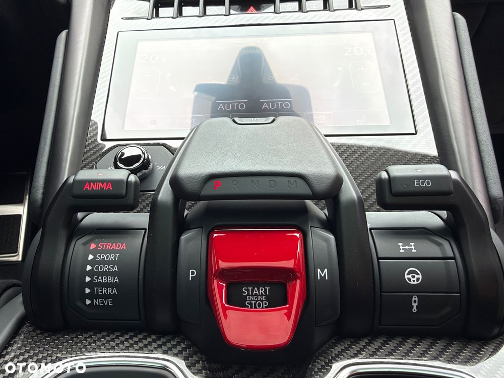 Lamborghini Urus - 33