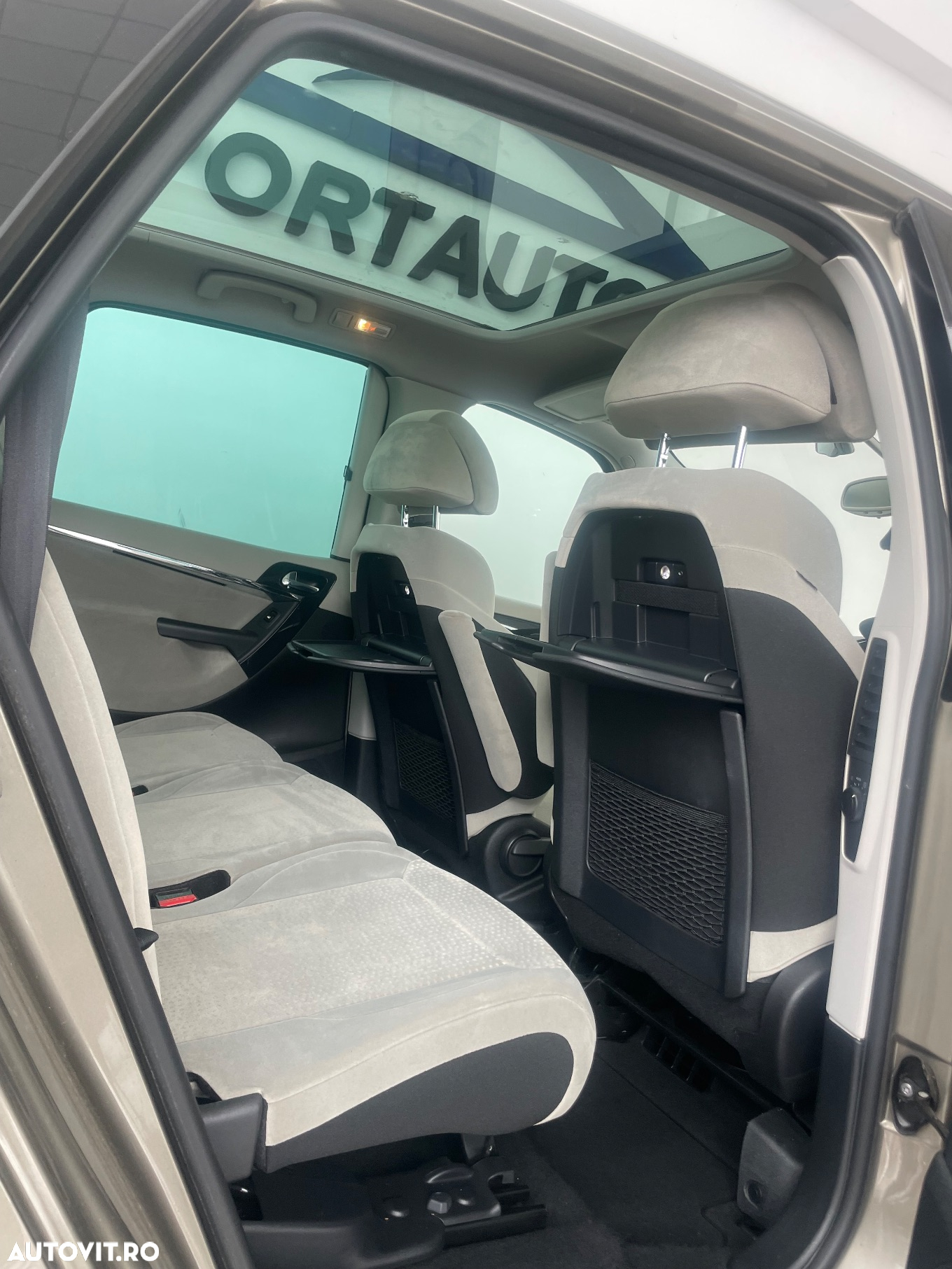 Citroën C4 Picasso THP 140 Aut. Exclusive - 28