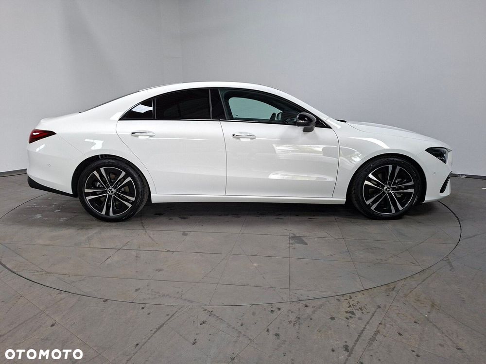 Mercedes-Benz CLA - 7