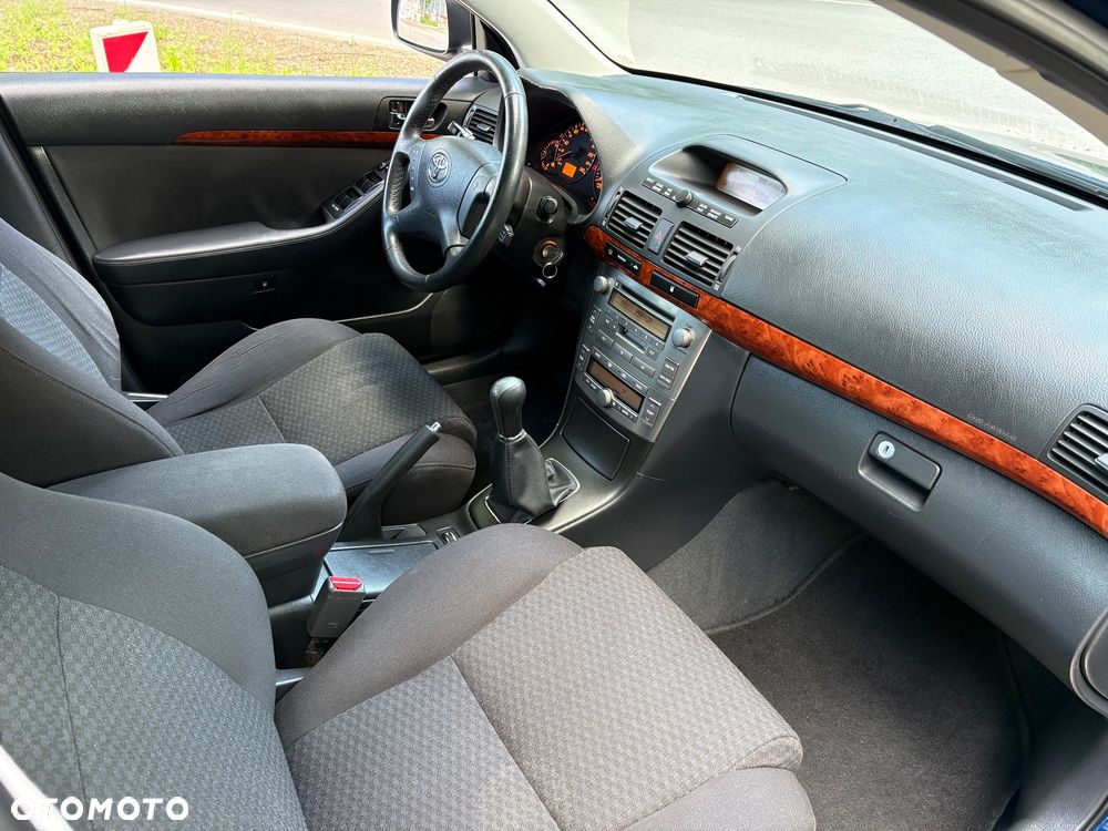 Toyota Avensis 2.0 VVT-i Edition - 27