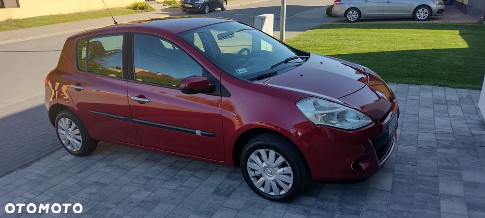 Renault Clio 1.2 16V Alize - 3