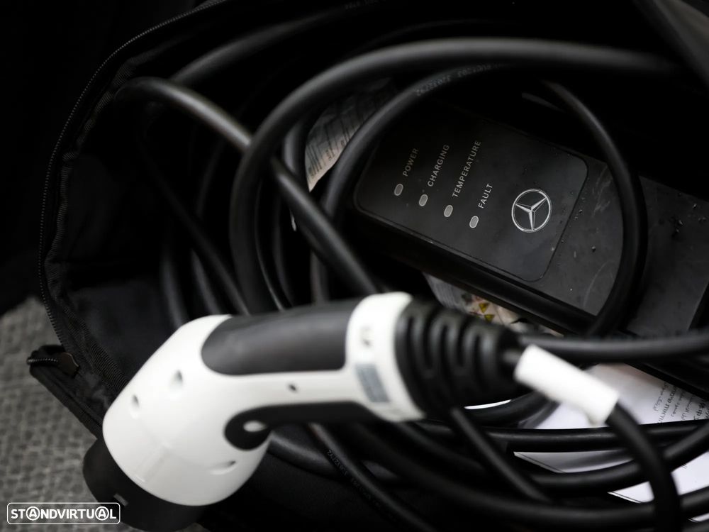 Mercedes-Benz C 300 e T 9G-TRONIC Avantgarde - 16