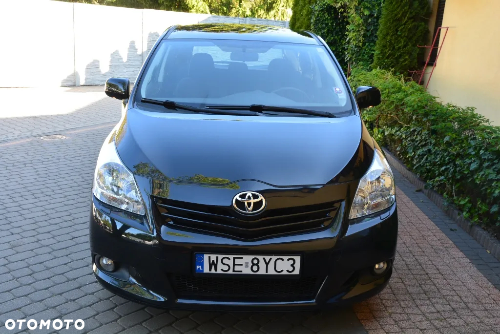 Toyota Verso 1.8 Sol plus NAVI 7os - 15