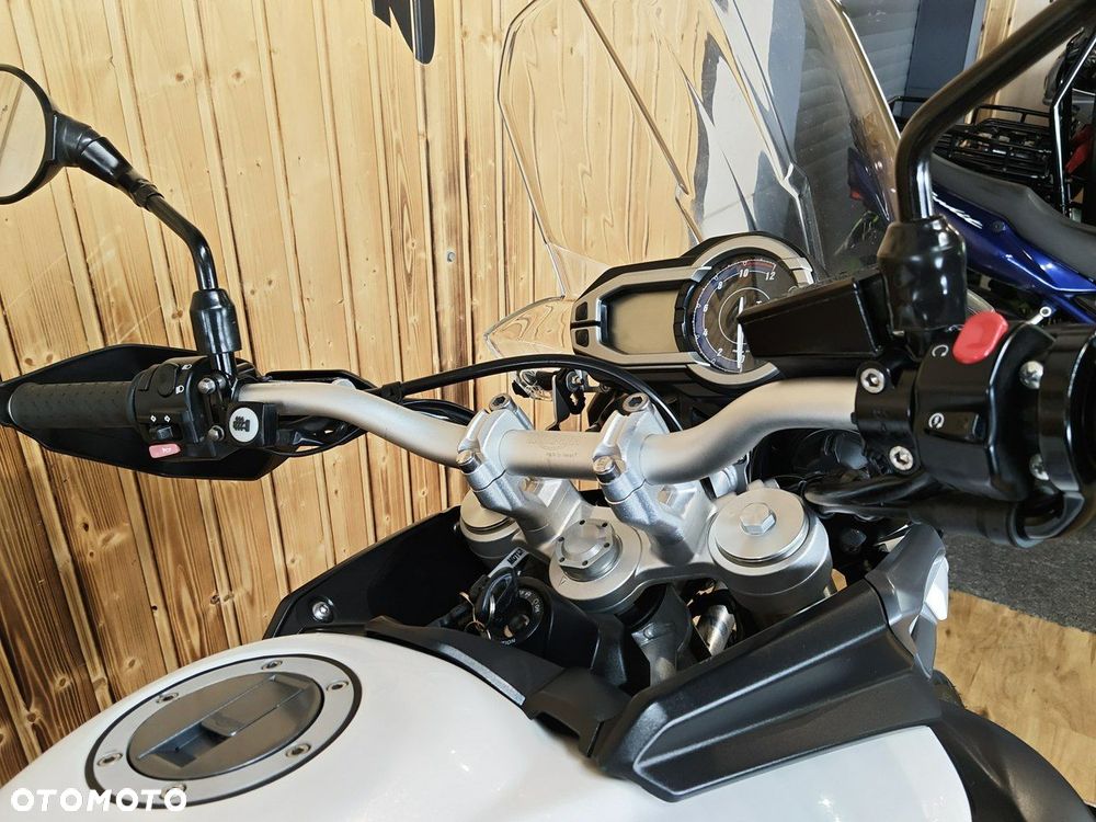 Triumph Tiger - 9