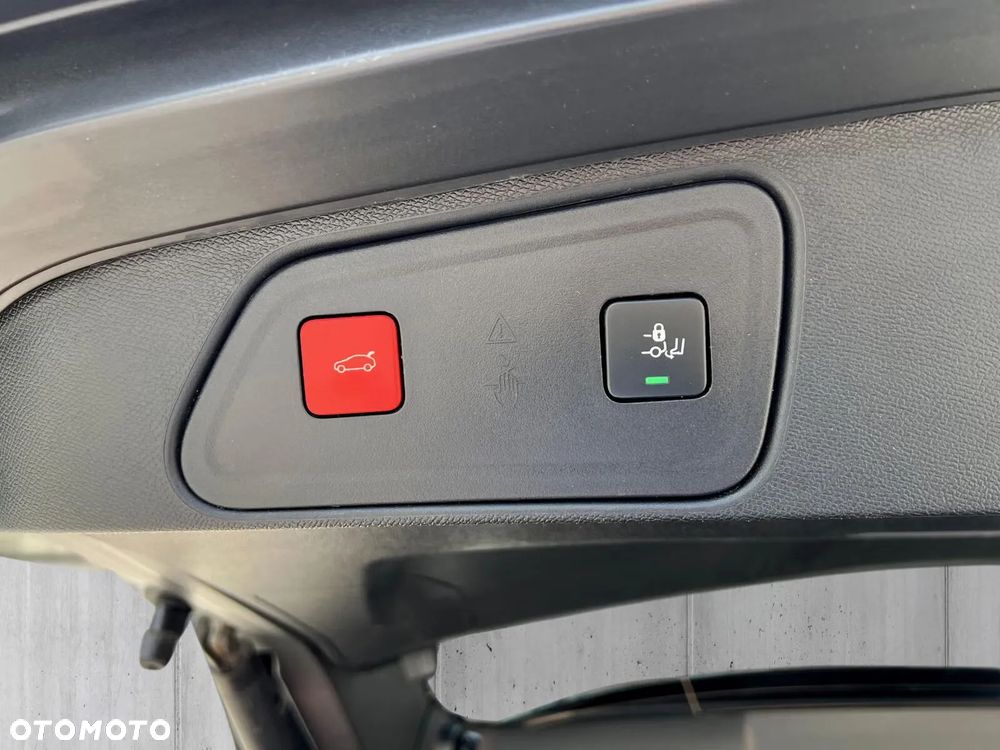 Peugeot 3008 1.6 PureTech HYbrid4 GT S&S EAT8 - 18