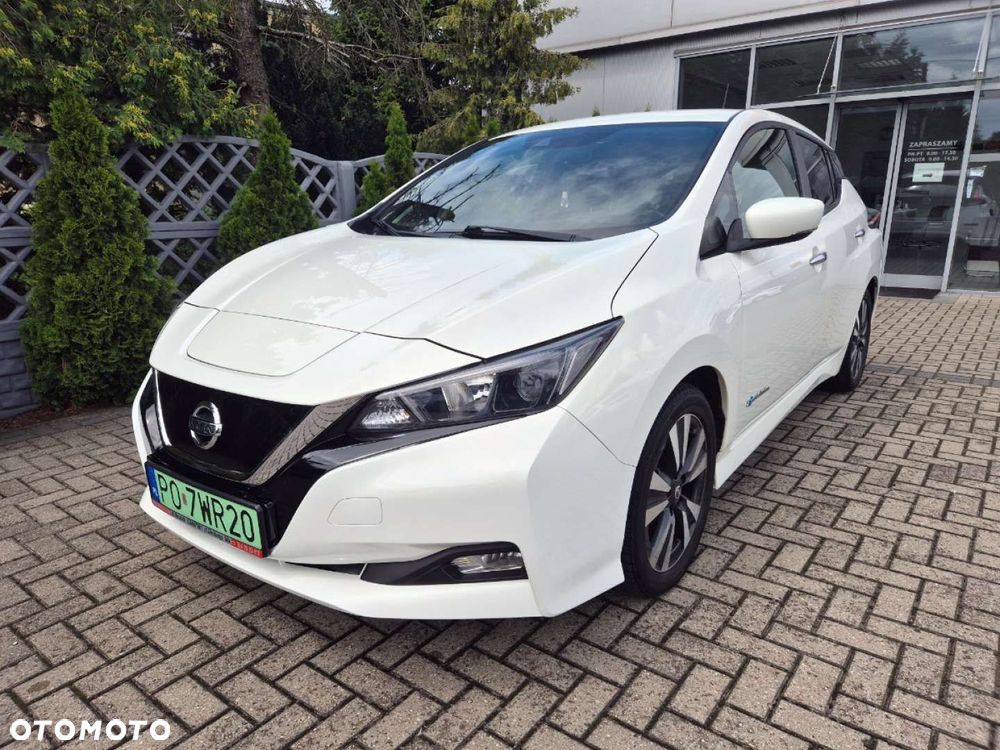 Nissan Leaf - 1