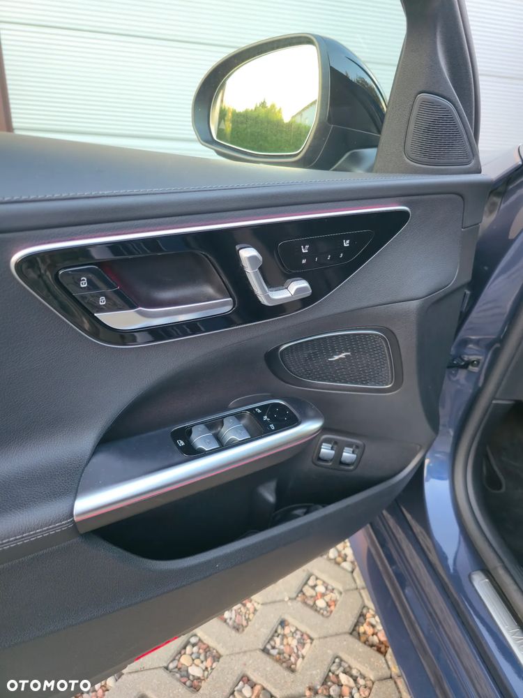 Mercedes-Benz Klasa C 300 e 9G-TRONIC AMG Line Advanced - 36