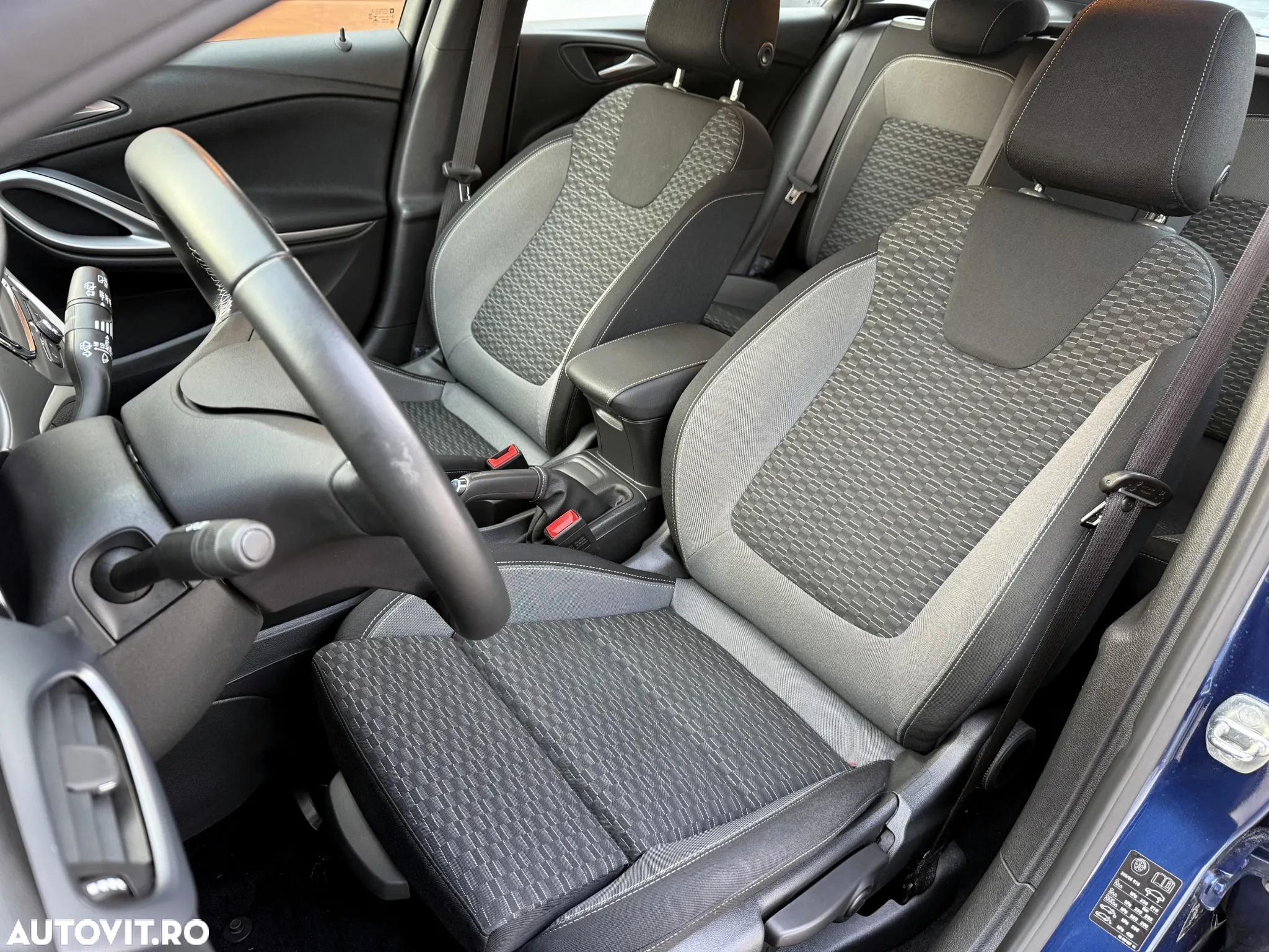 Opel Astra Sports Tourer 1.2 Turbo Enjoy - 11