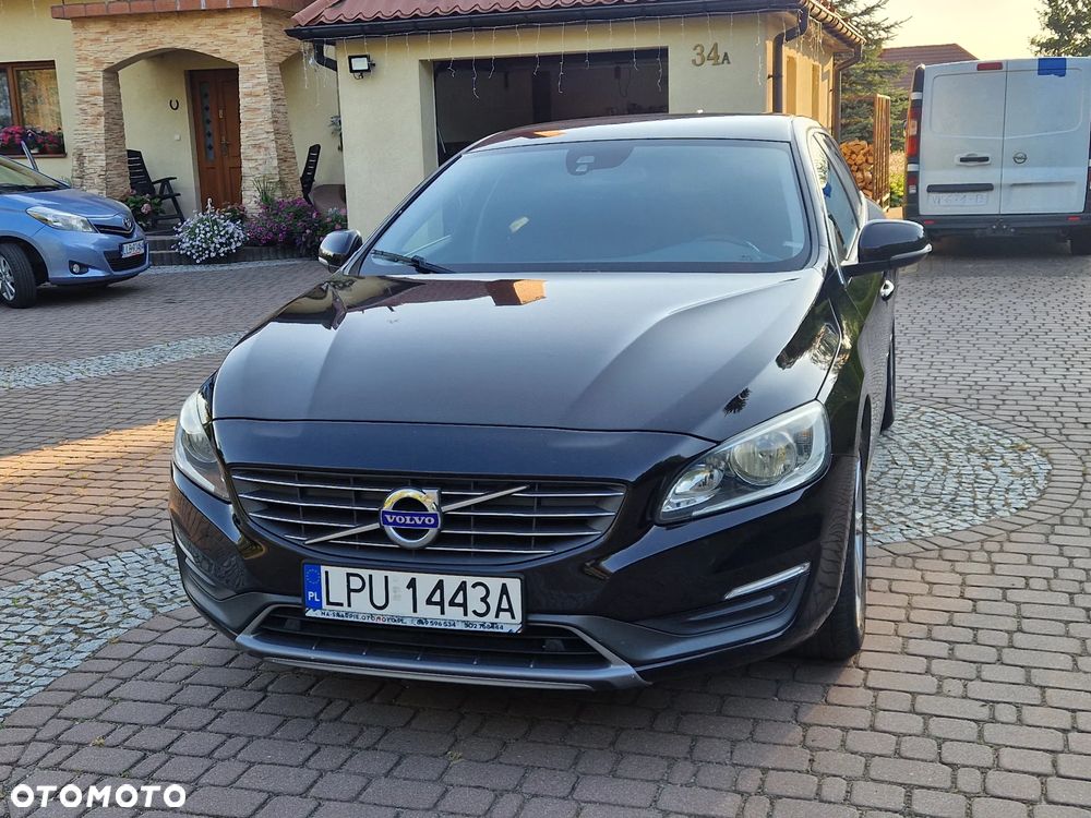 Volvo V60 D2 Momentum - 10
