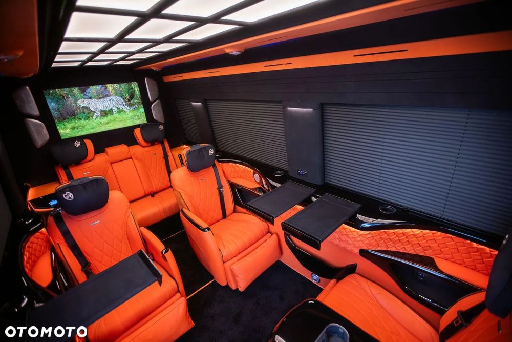 Mercedes-Benz Sprinter - 4