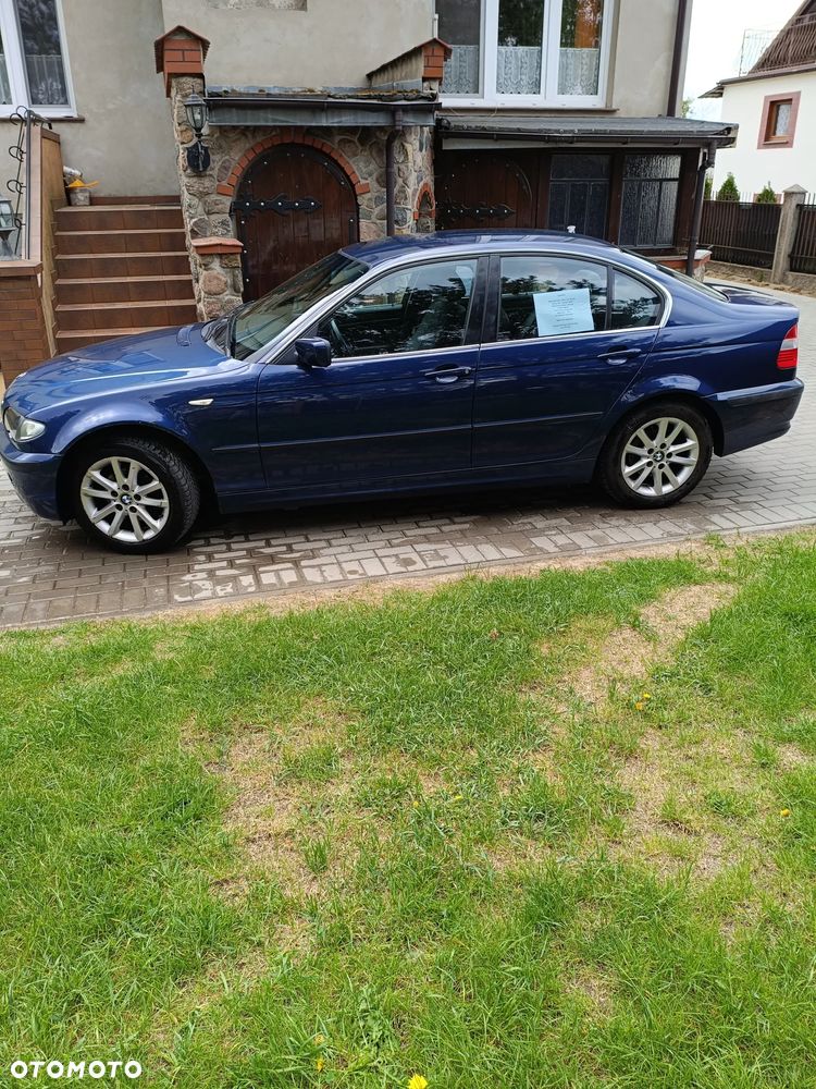 BMW Seria 3 318i - 3