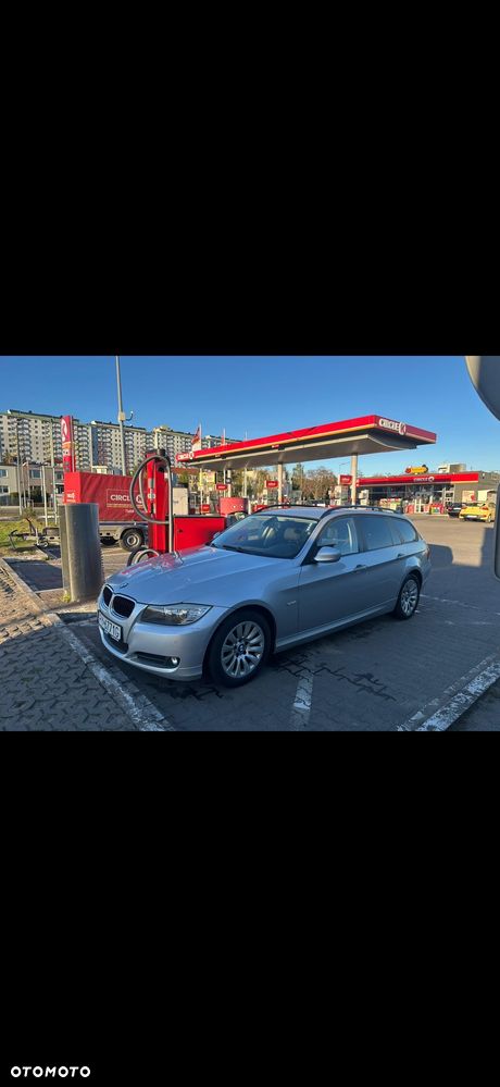 BMW Seria 3 318d - 3