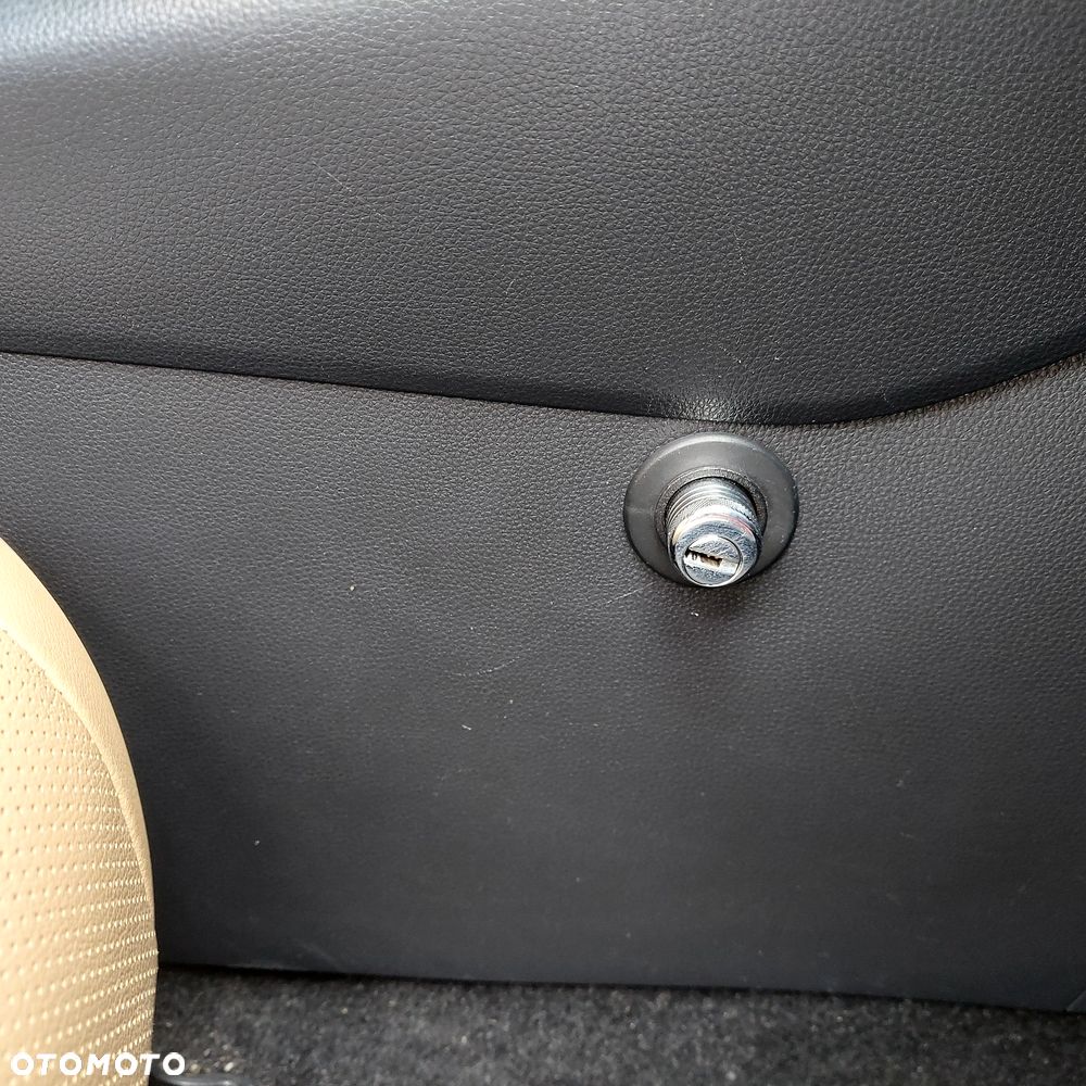 Toyota RAV4 2.5 Hybrid Executive 4x4 - 35