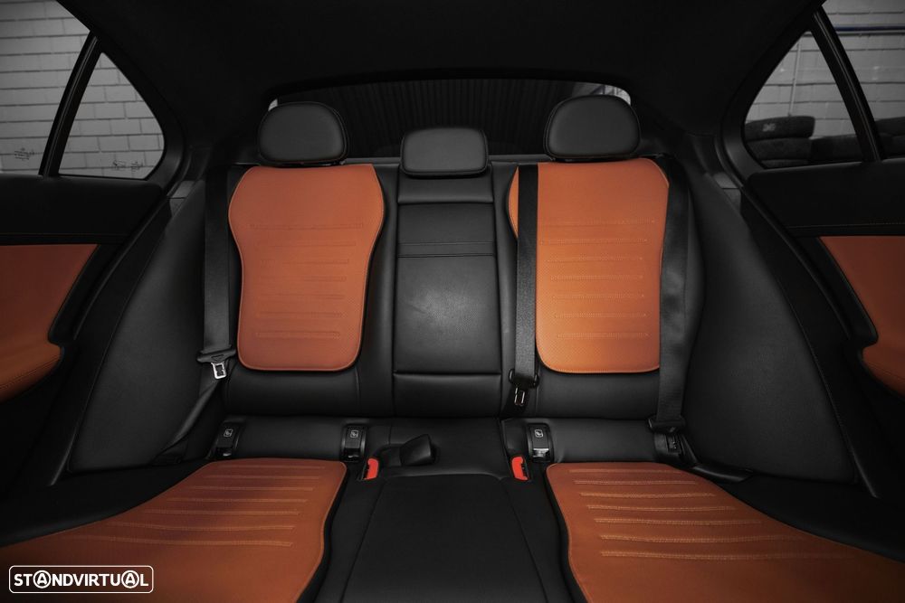 Mercedes-Benz C 300 e 9G-TRONIC AMG Line - 6