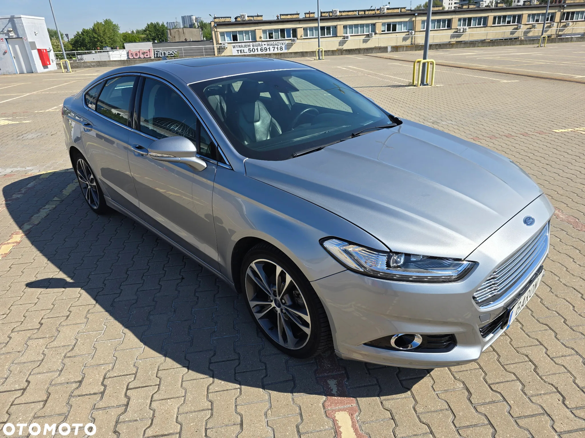 Ford Fusion 2.0 EcoBoost Titanium - 4