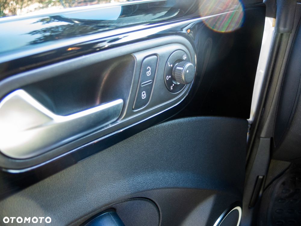 Volkswagen Beetle ver-2-0-tsi-dsg-exclusive-sport - 19