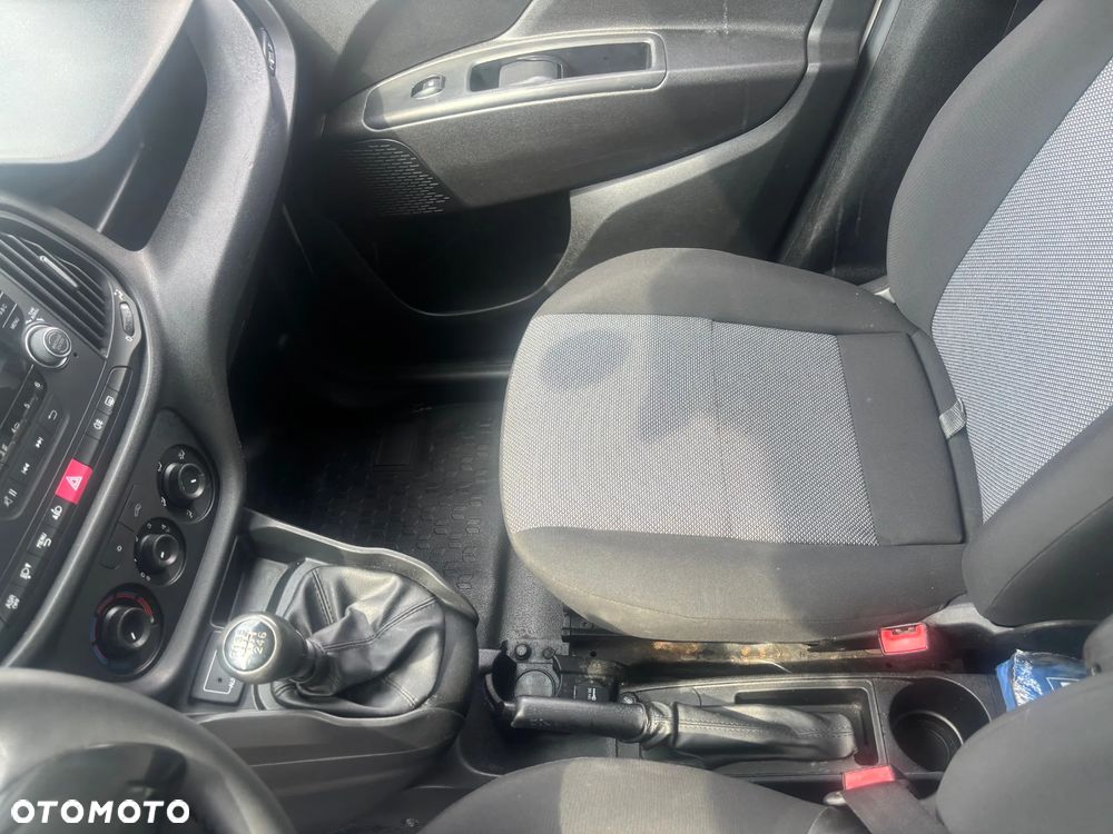 Fiat DOBLO - 6