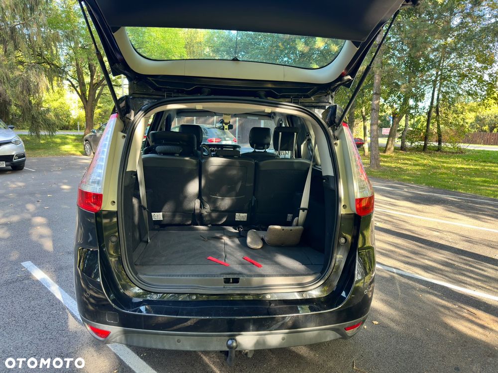 Renault Scenic Energy dCi 130 Start & Stop Bose Edition - 16