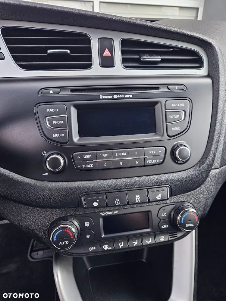Kia Ceed 1.6 GDI L - 14