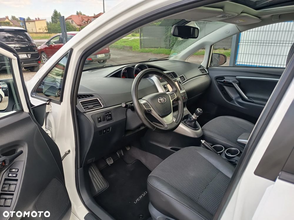 Toyota Verso 1.8 5-Sitzer Executive - 15