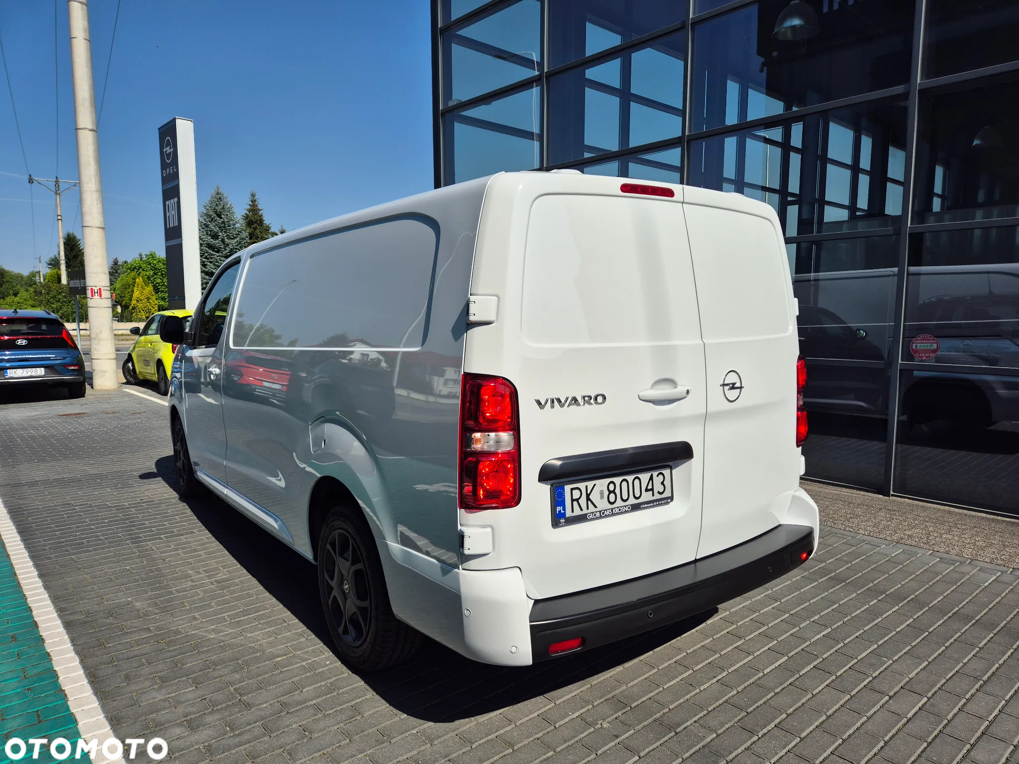 Opel Vivaro - 10