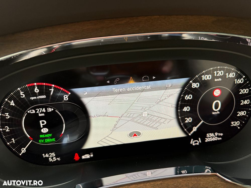 Bentley Bentayga - 35