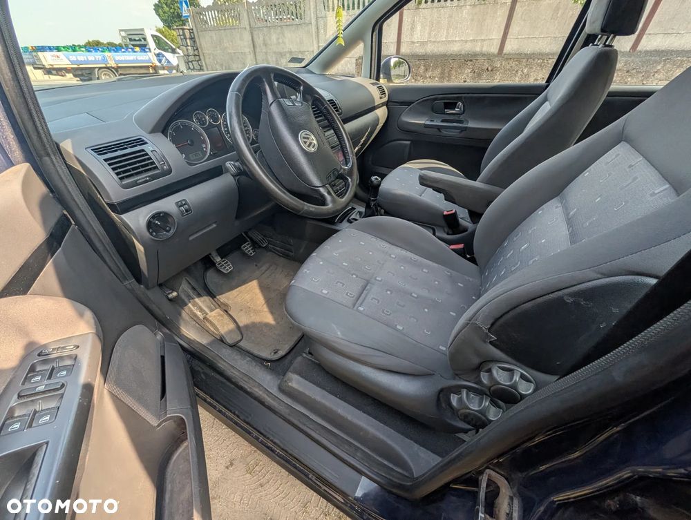 Volkswagen Sharan - 32