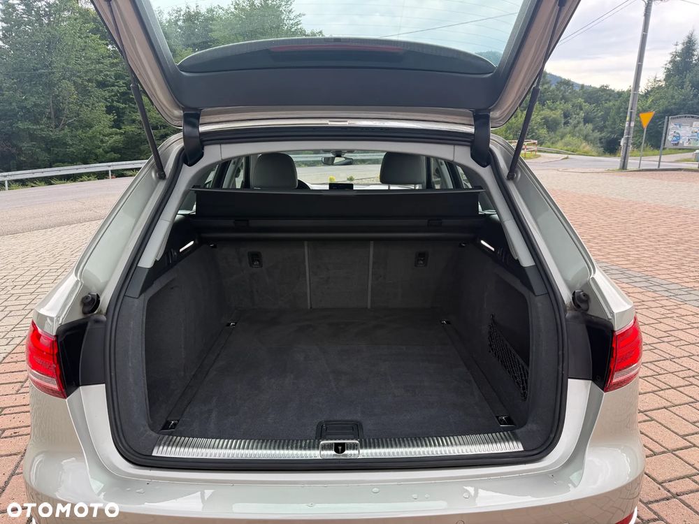 Audi A4 Avant 2.0 TDI ultra S tronic - 22