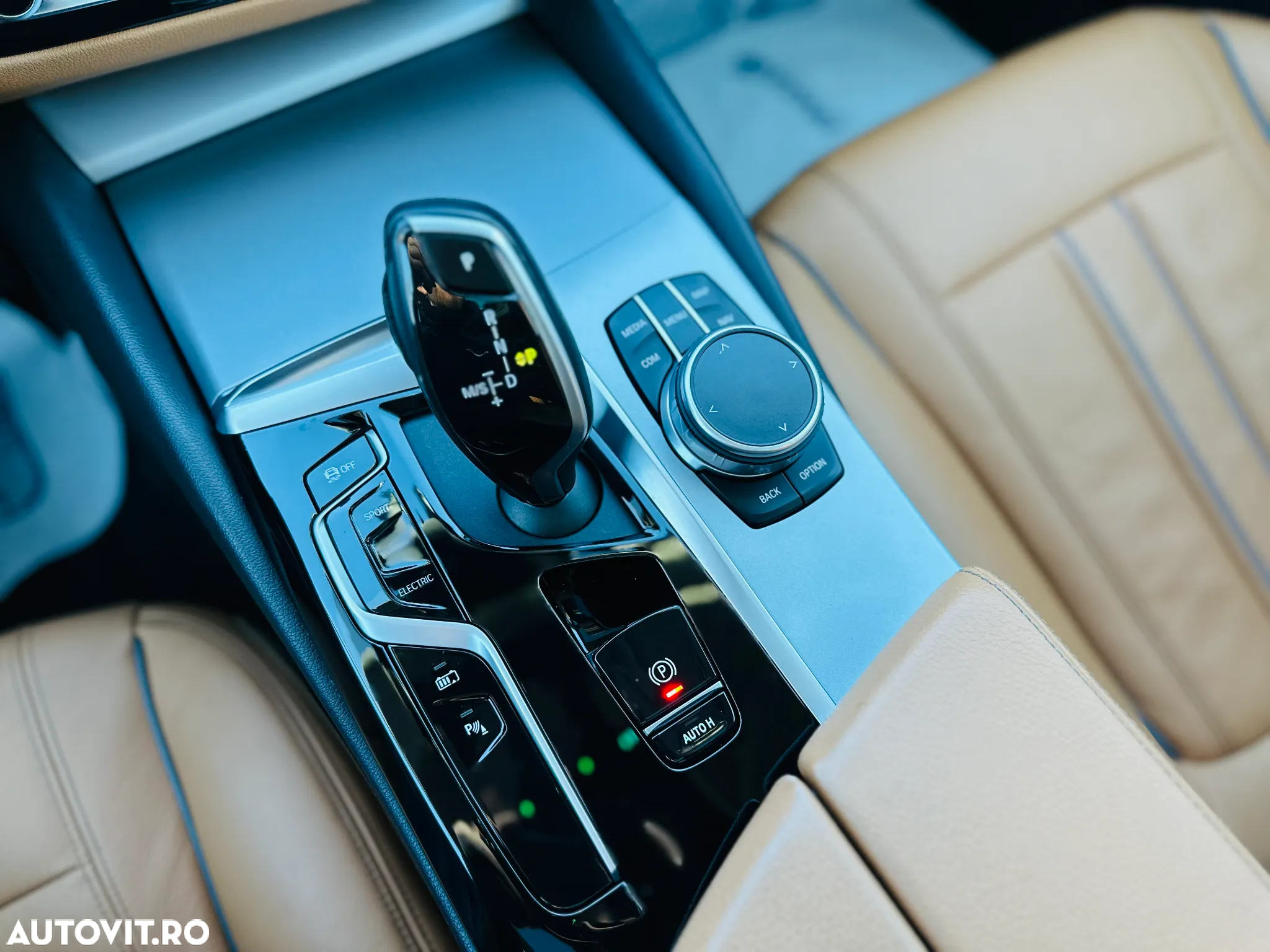 BMW Seria 5 530e xDrive Touring Aut. - 20