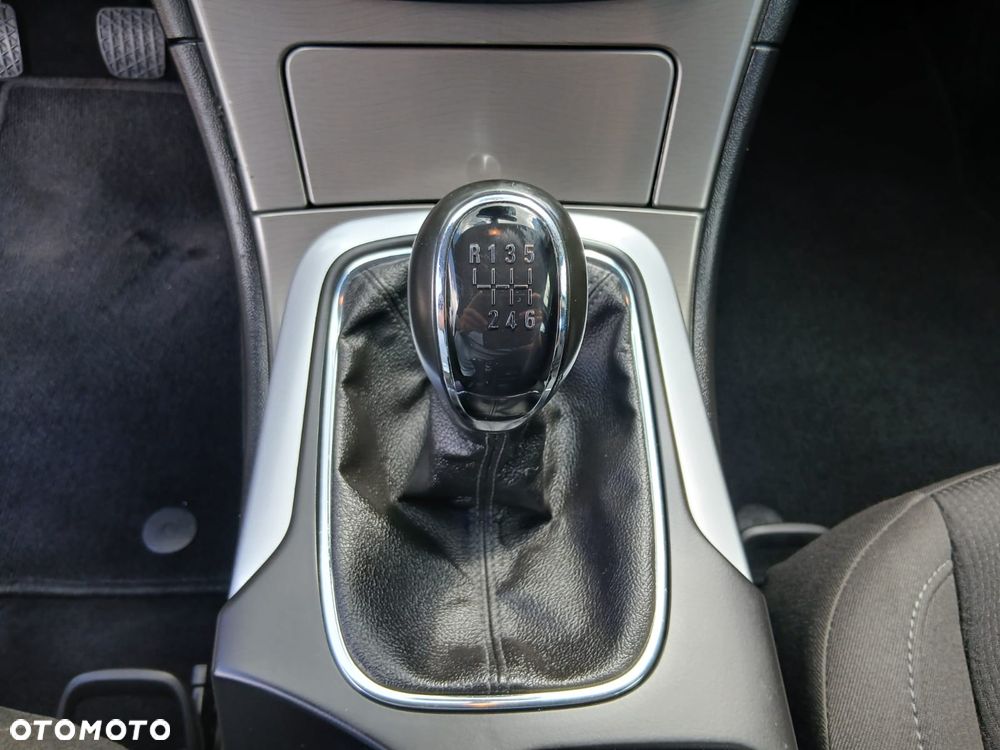 Opel Insignia 1.6 Turbo - 27
