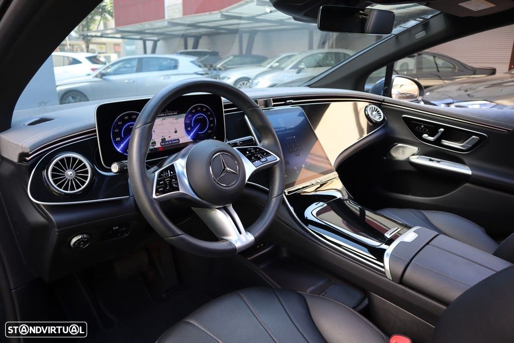 Mercedes-Benz EQE 300 Edition Electric Art - 38