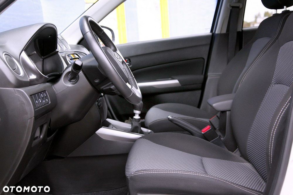 Suzuki Vitara - 17