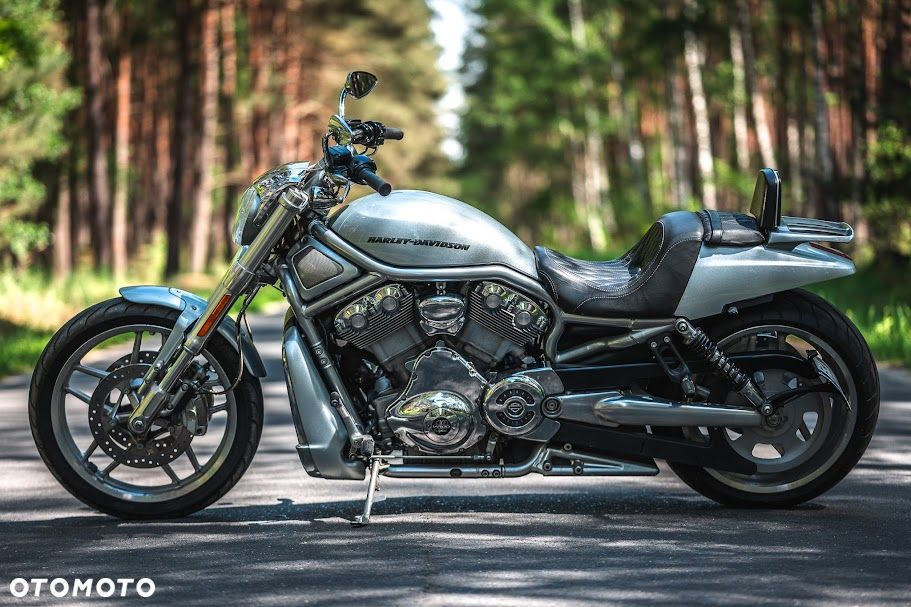 Harley-Davidson V-Rod Muscle - 3