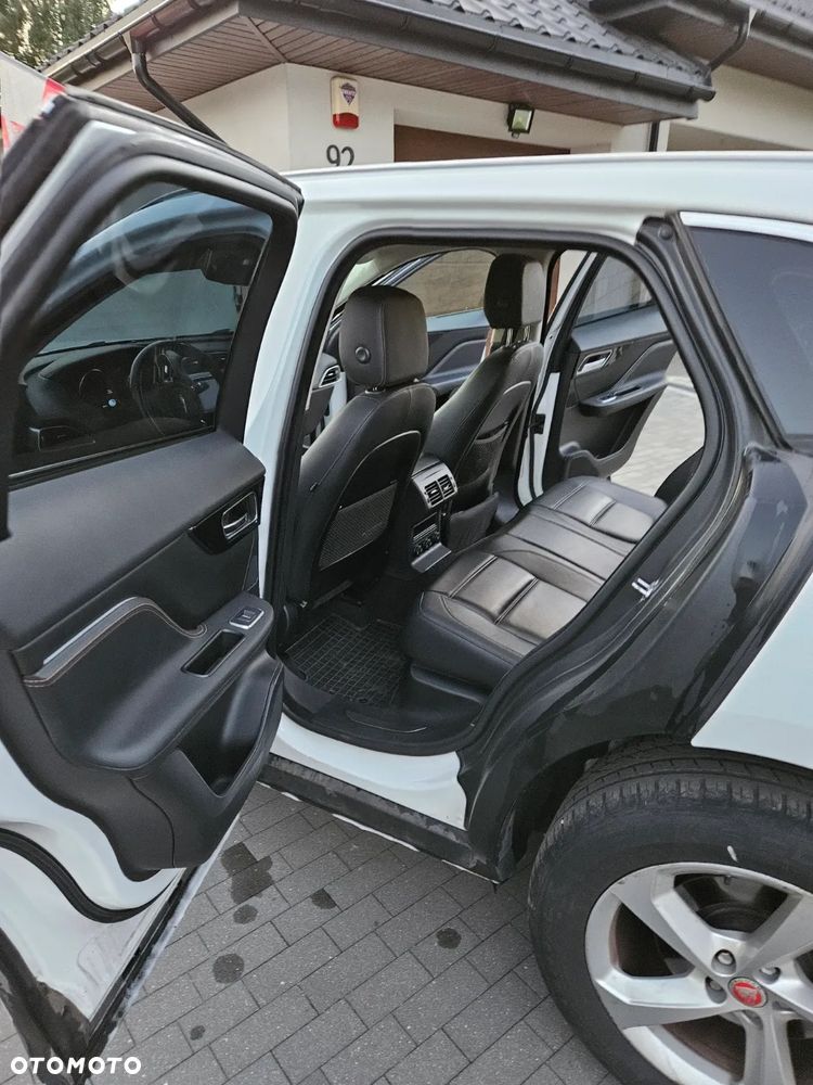 Jaguar F-Pace 2.0 i4P AWD Prestige - 21