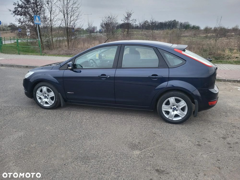 Ford Focus 1.4 16V Style - 15