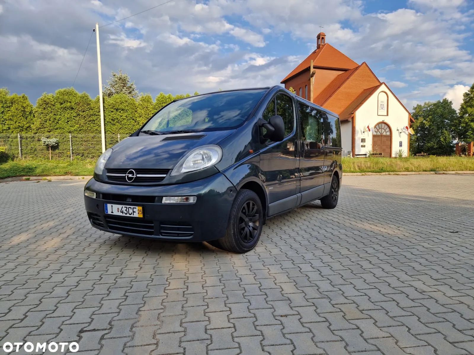 Opel VIVARO L2H1 - 1