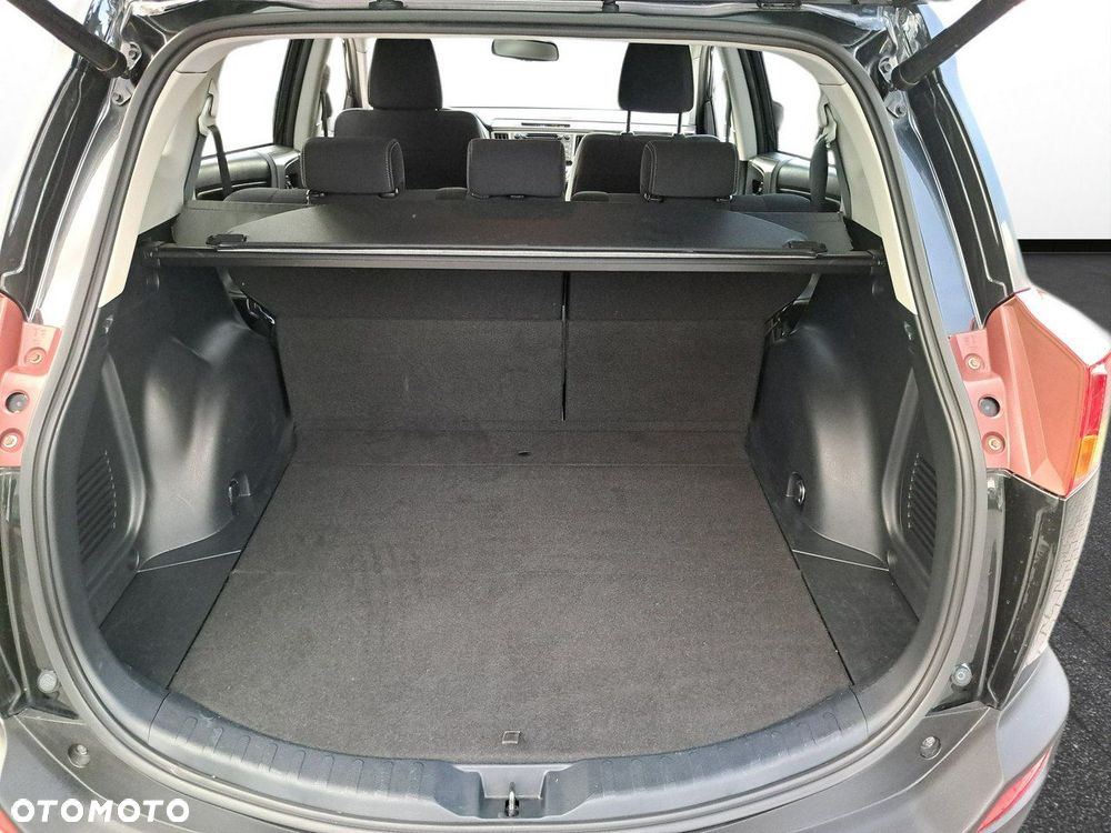 Toyota RAV4 2.2 D-4D 4x4 Executive - 11