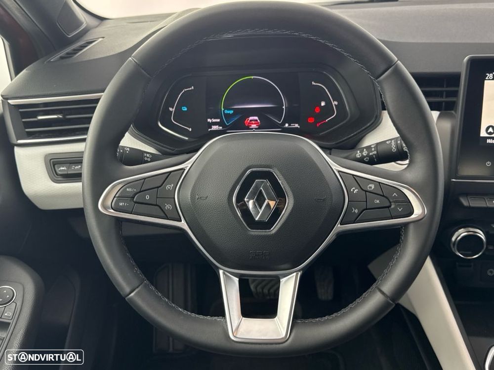 Renault Clio 1.6 E-Tech Full Hybrid Techno - 17
