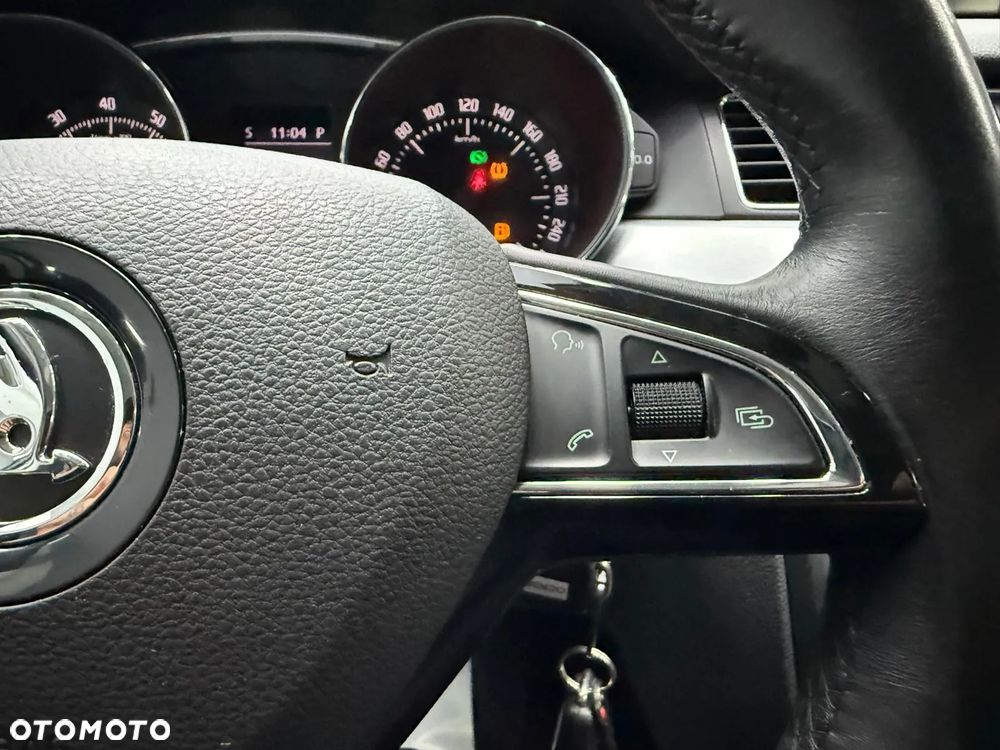 Skoda Superb 1.8 TSI Elegance DSG - 16